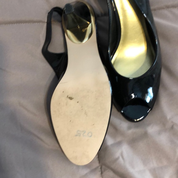 Black patent leather shoe - Picture 3 of 3